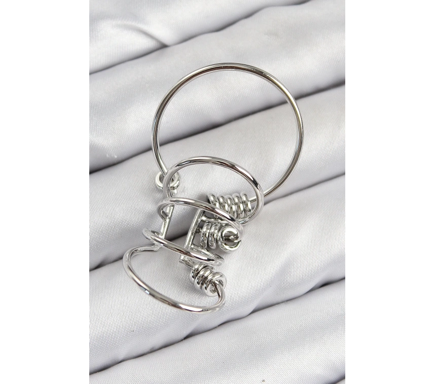 Pirinç Halkalı Model Gümüş Renk Kıkırdak Küpe