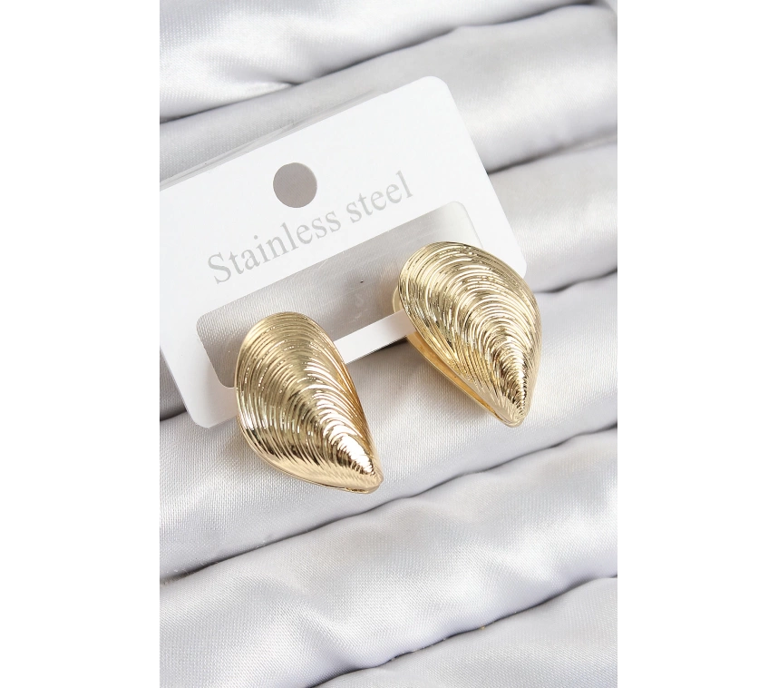 Pirinç İstiridye Model Gold Renk Kadın Küpe
