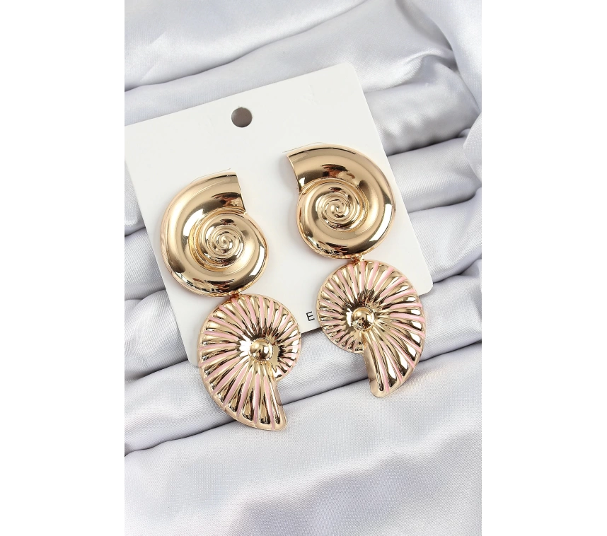 Pirinç Sarmal Sallantılı Deniz Kabuğu Vintage Model Gold Renk Küpe