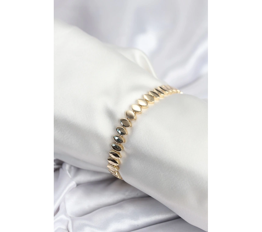 Pirinç VIP Seri Gold Renk Sıralı Arpa Model Kadın Bileklik
