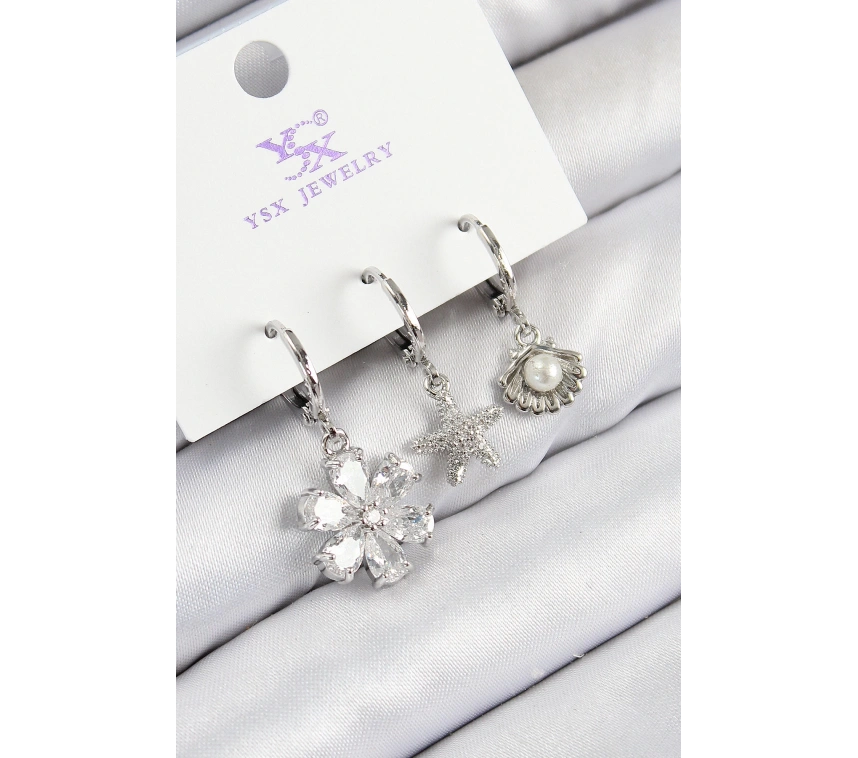 Pirinç Zirkon Taşlı 3lü Çiçek Ve İstiridye Model Gümüş Renk Kadın Küpe