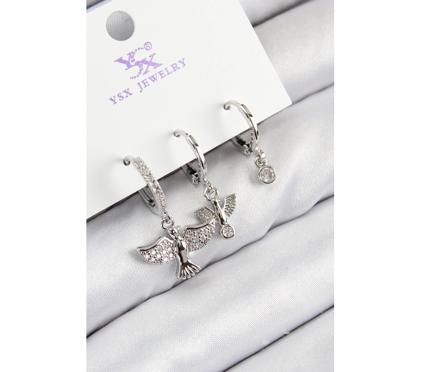 Pirinç Zirkon Taşlı 3lü Kuş Model Gümüş Renk Kadın Küpe