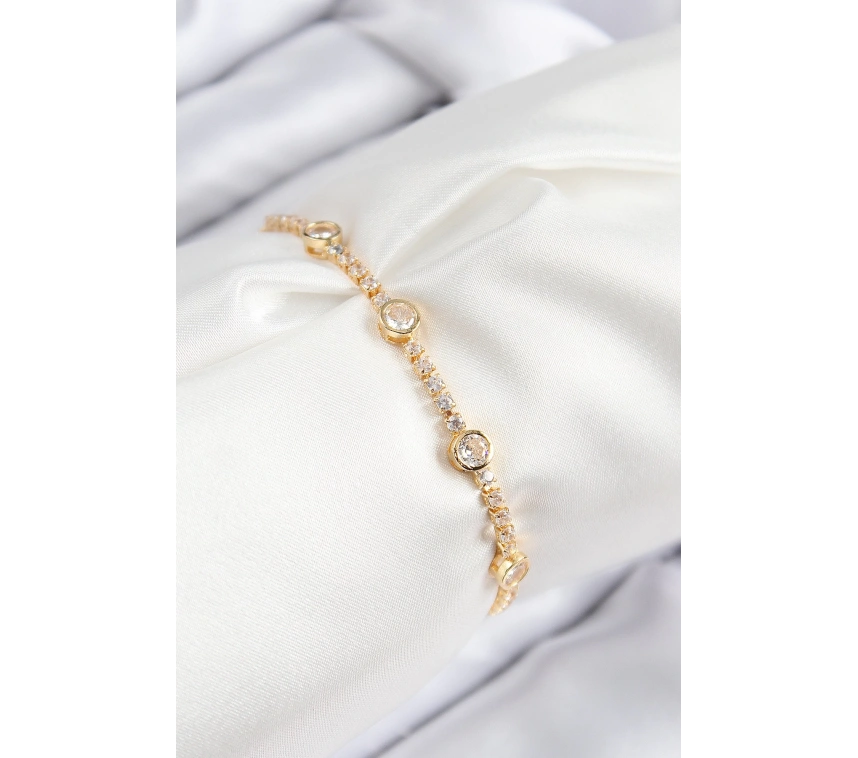 Pirinç Zirkon Taşlı Daire Model Gold Renk Asansörlü Kadın Bileklik