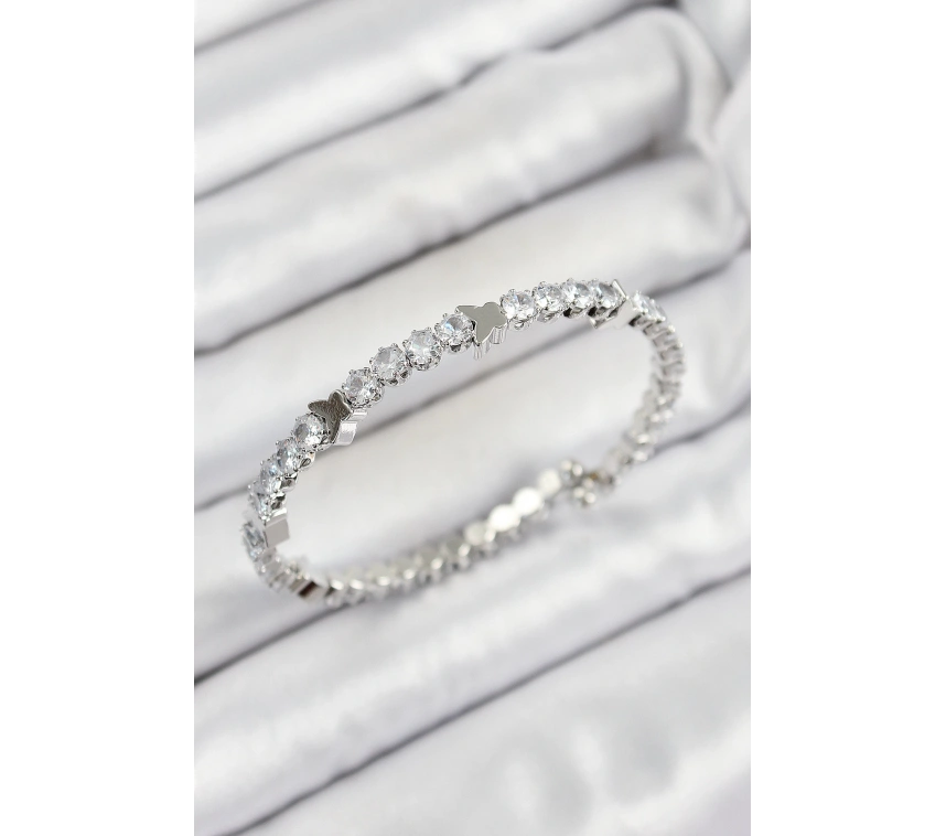 Pirinç Zirkon Taşlı Kalp Model Gümüş Renk Yaylı Kadın Bileklik