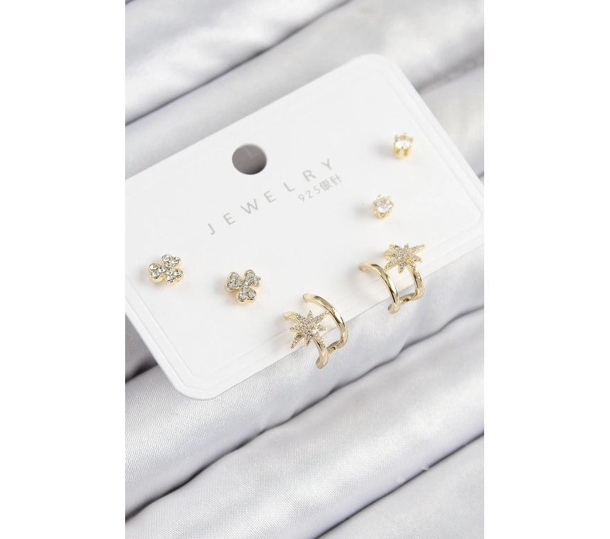 Pirinç Zirkon Taşlı Kutup Yıldızı Model Gold Renk 925 Ayar Gümüş Çivi Kadın Küpe Set