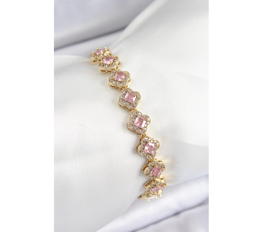 Pirinç Zirkon Taşlı Pembe Yonca Baget Model Gold Renk VIP Seri Kadın Bileklik
