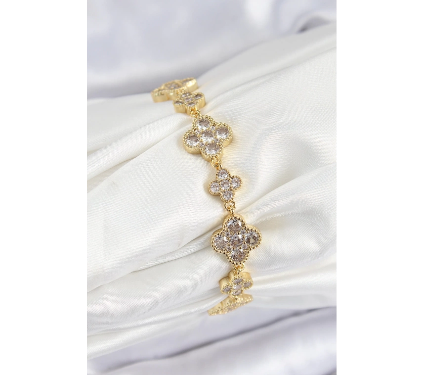Pirinç Zirkon Taşlı Yonca Model Gold Renk VIP Seri Kadın Bileklik