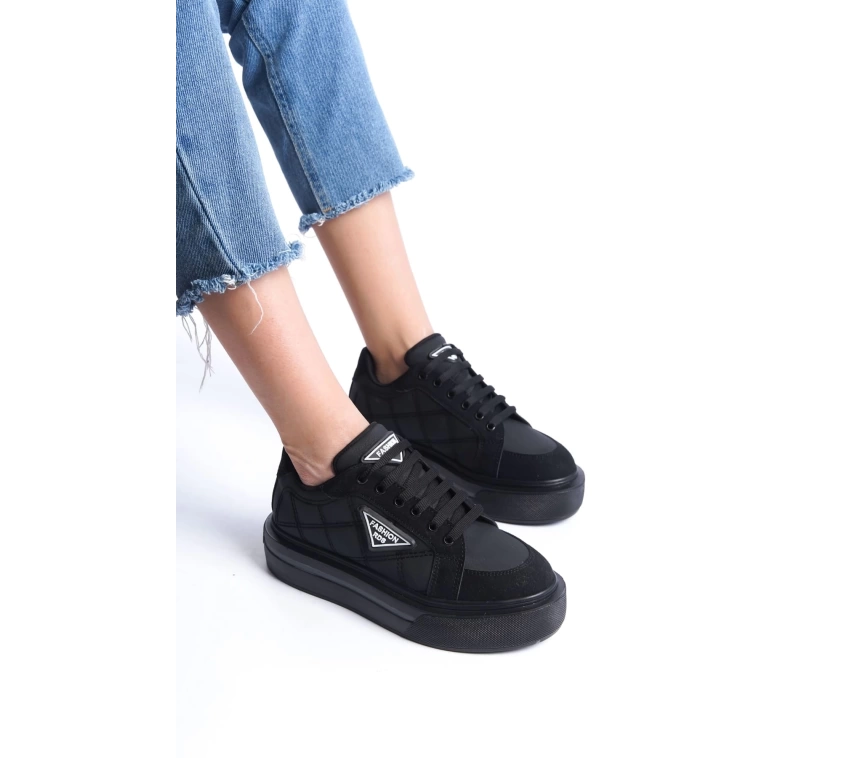 PRAG Bağcıklı Ortopedik Taban Desenli Kadın Sneaker Spor Ayakkabı  ST - Siyah