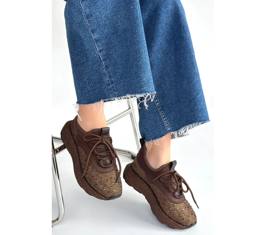 Rimay Kahverengi Cilt Boncuk İşlemeli Spor Ayakkabı