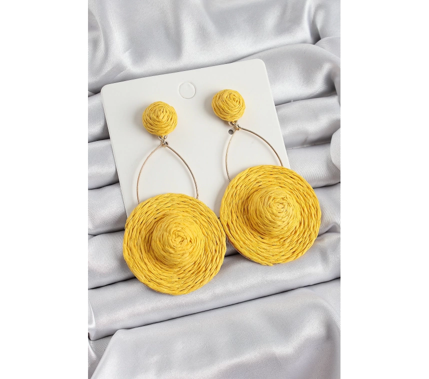 Sarı Şapka Figürlü Hasır Örgü Model Sallantılı Gold Renk Kadın Küpe
