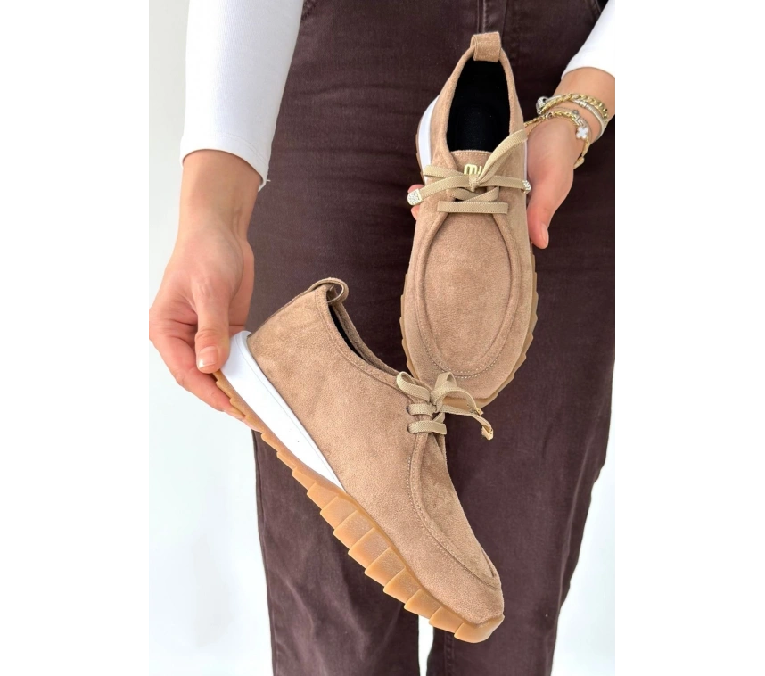 Sier Bej Süet Bağcıklı Spor Ayakkabı