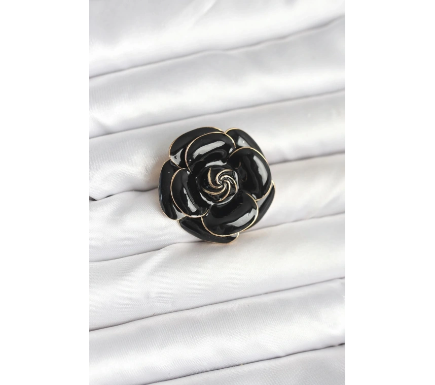 Siyah Gül Model Broş