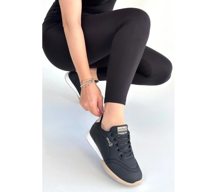 Tawen Siyah Cilt Bej Tabanlı Bağcıklı Spor Ayakkabı