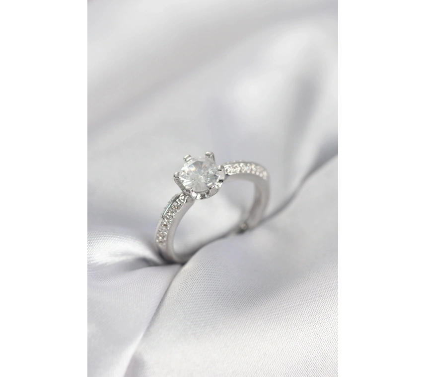 Tek Taş Model Zirkon Taşlı Gümüş Renk Kadın Yüzük