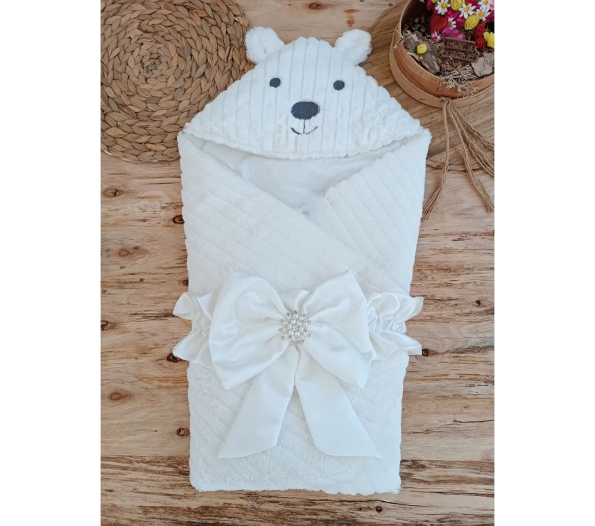 Yenidoğan Beyaz Wool Yün Kumaş Ayıcık Kulaklı Kundak Bebek Battaniyesi