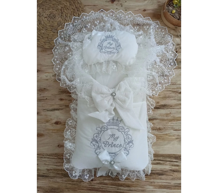 Yenidoğan Nil Taç Nakışlı Hayal Güpürlü Trilüks Kundak Bebek Battaniyesi 3lü Alt Açma Seti