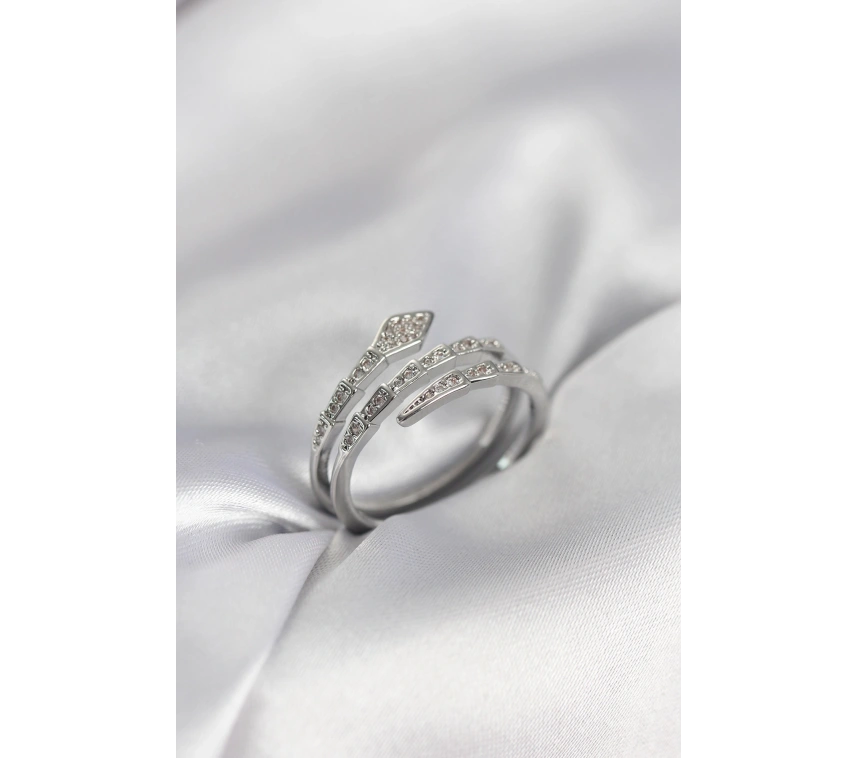 Yılan Model Gümüş Renk Zirkon Taşlı Kadın Yüzük