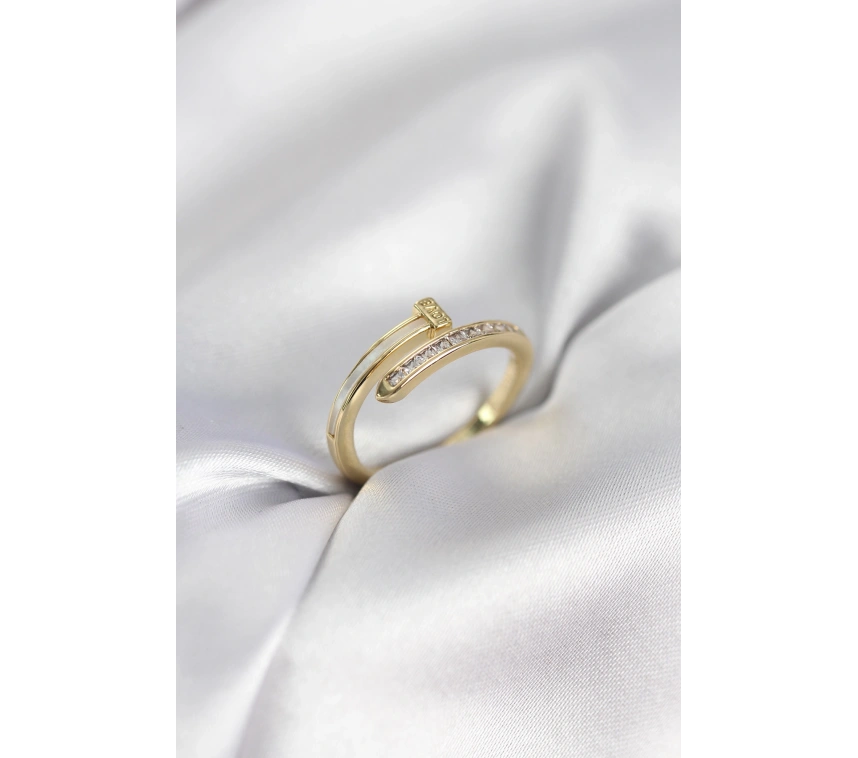 Zirkon Taşlı Gold Renk Yassı Çivi Model Kadın Yüzük