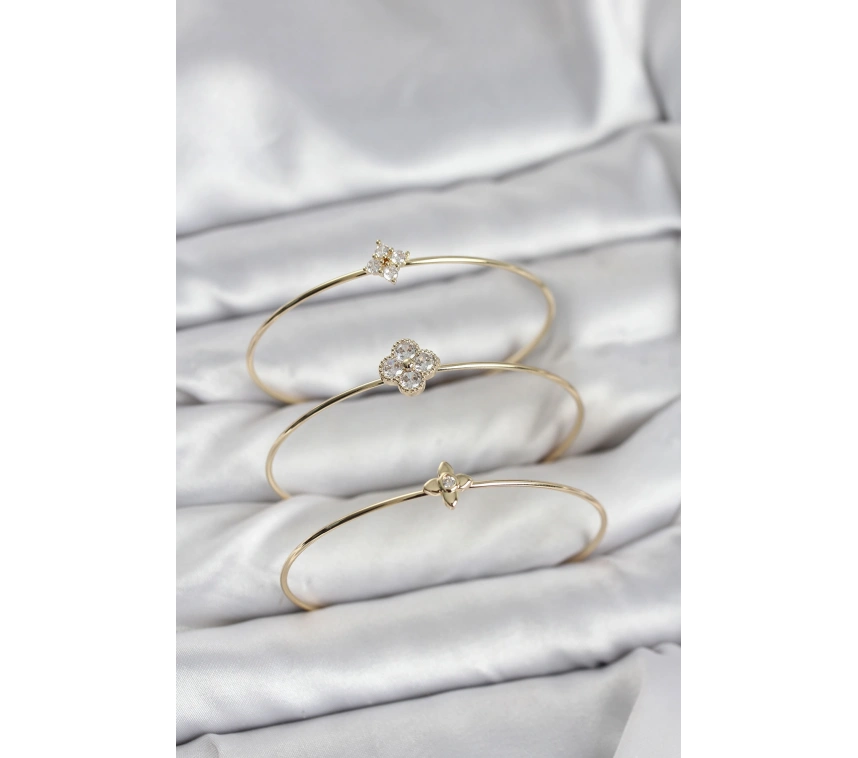 Zirkon Taşlı Gold Renk Yonca Tasarım 3lü Kadın Bileklik Kombini