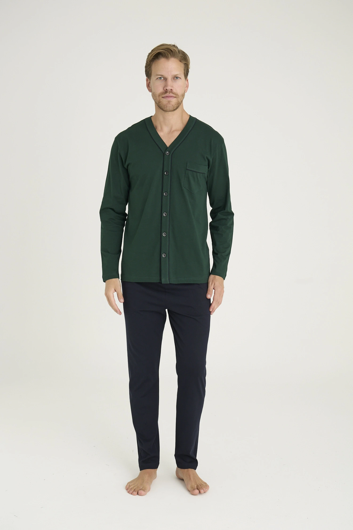 9134 Erkek V Yaka Boydan Düğmeli Pijama Takımı