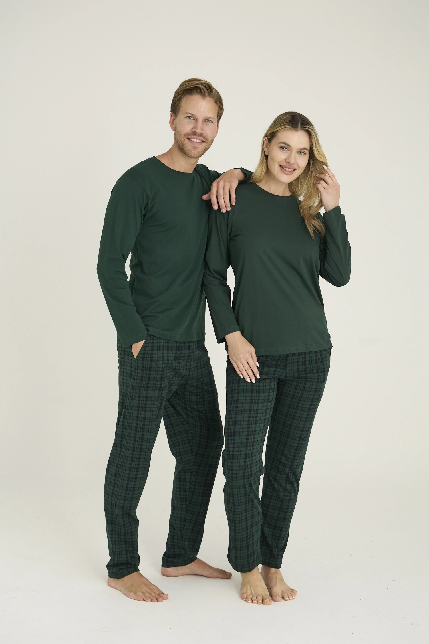 9273 Erkek O Yaka Pijama Takımı