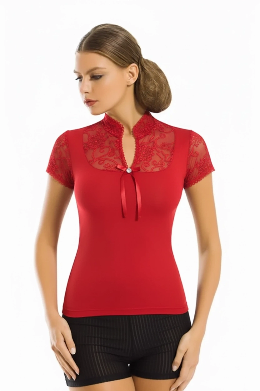 Berrak Dantelli Yarım Kollu Kadın Bluz Elestan