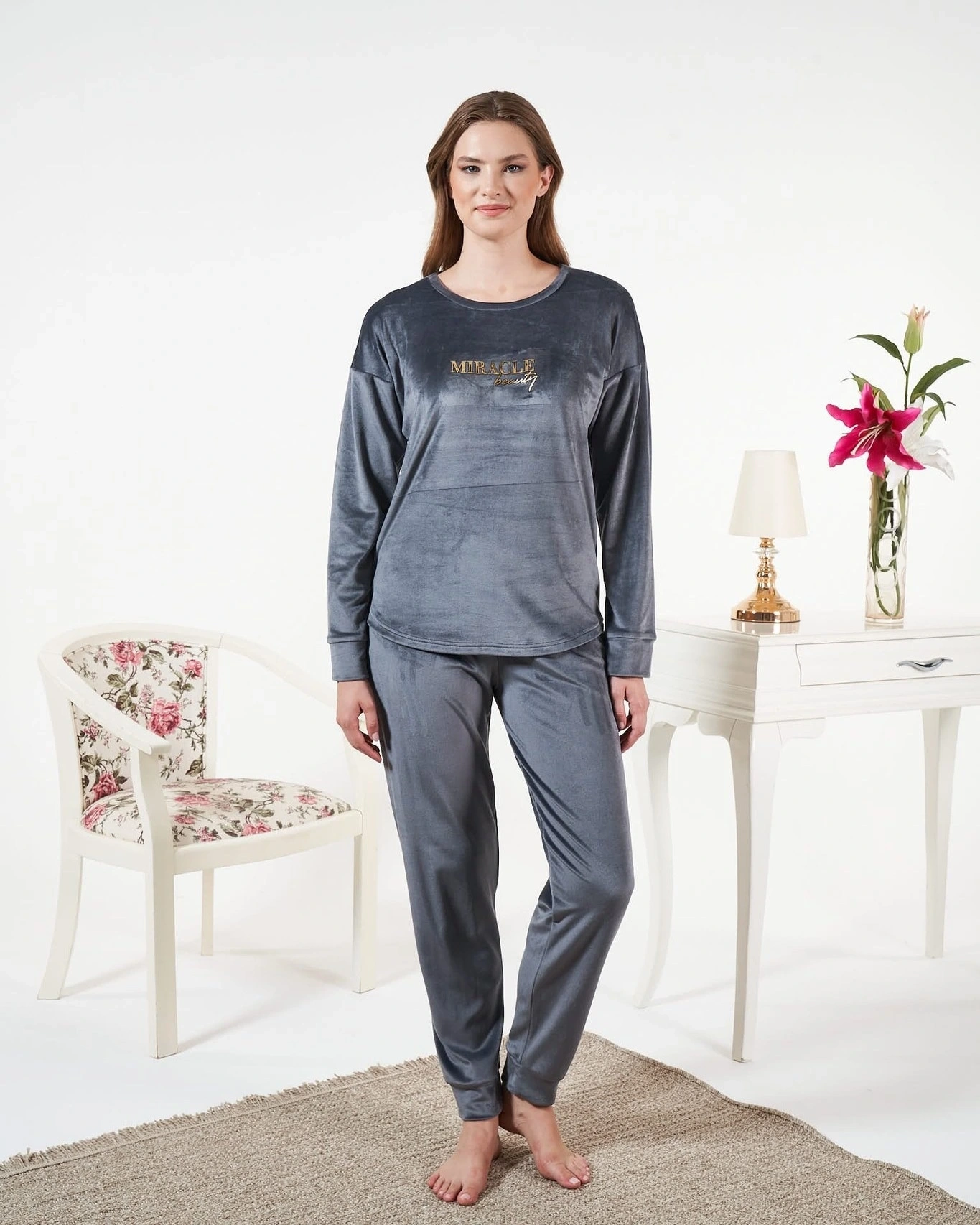 Estiva 25381 Uzun Kol Kadife Pijama Takımı