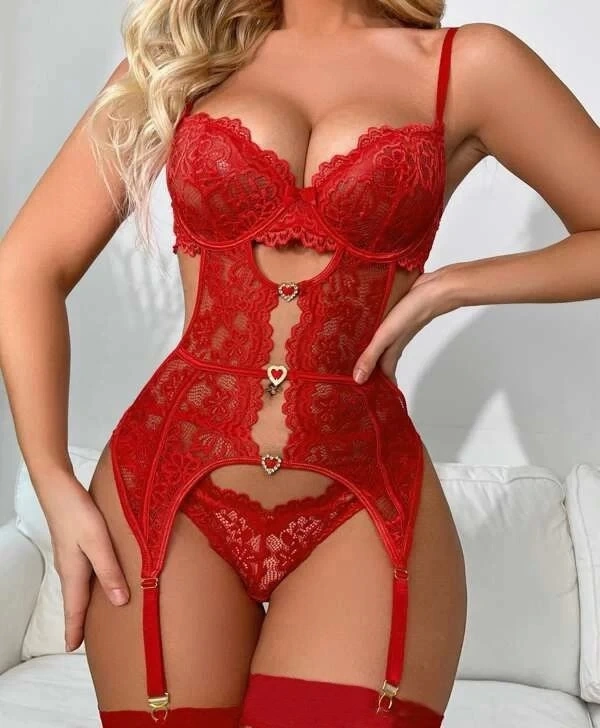 For Dreams 8465 Dantelli Kalp Aksesuar Detaylı Jartiyerli Büstiyer Çorap Takım