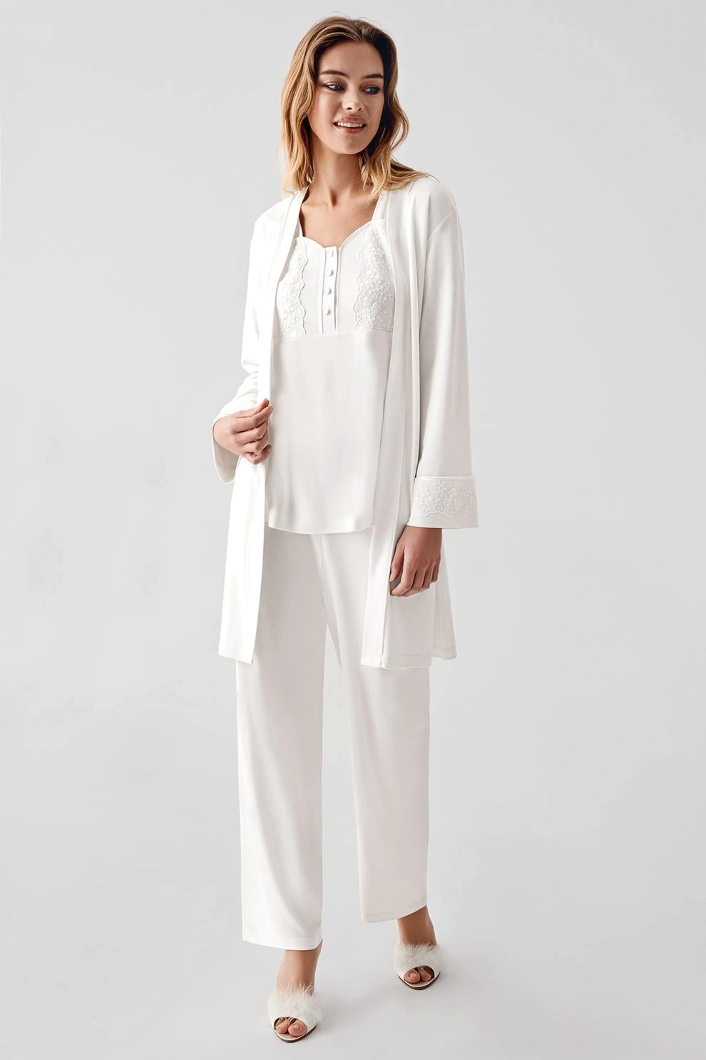 Freshness 321 Kadın Sabahlıklı Pijama Takımı