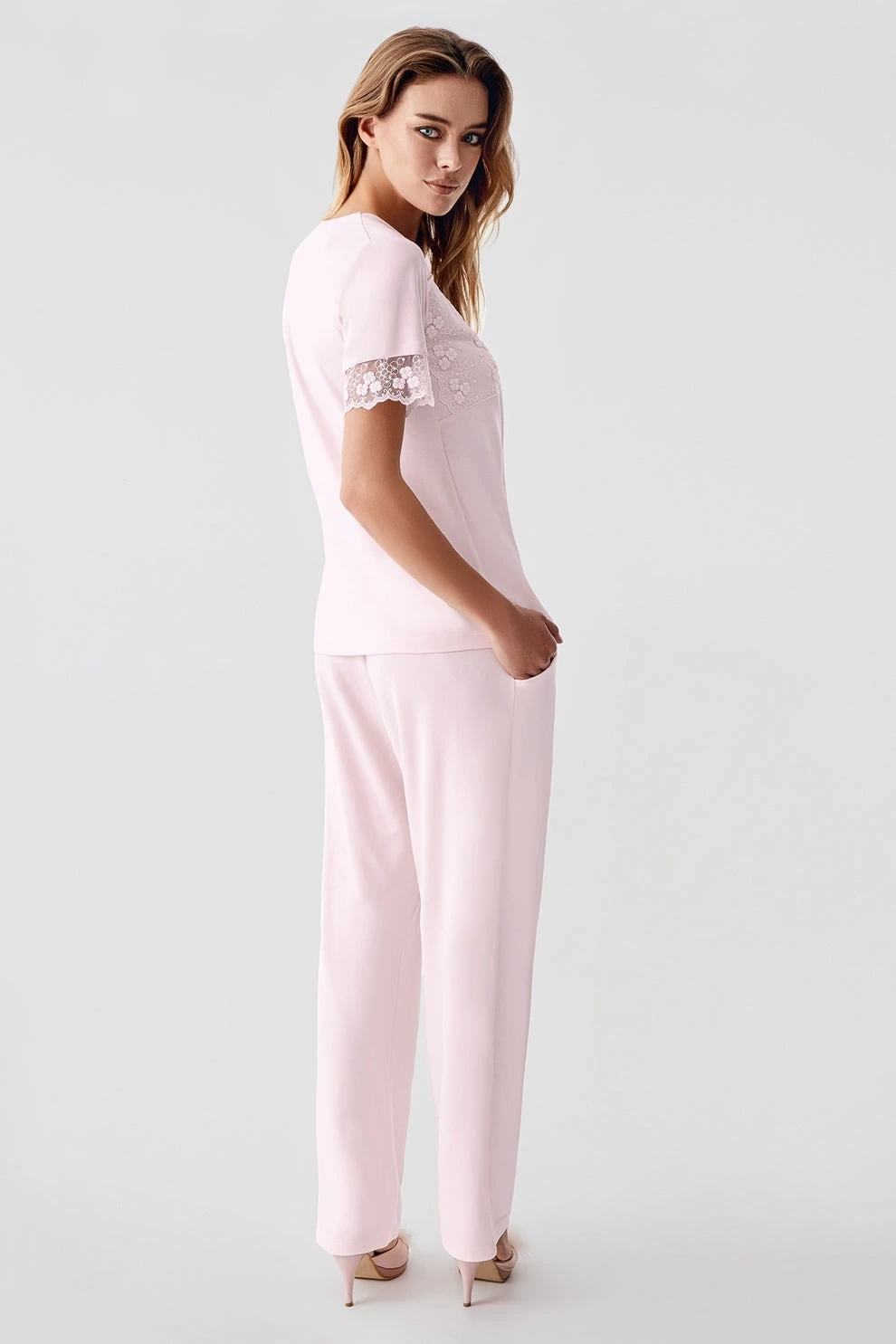 Freshness 321 Kadın Sabahlıklı Pijama Takımı