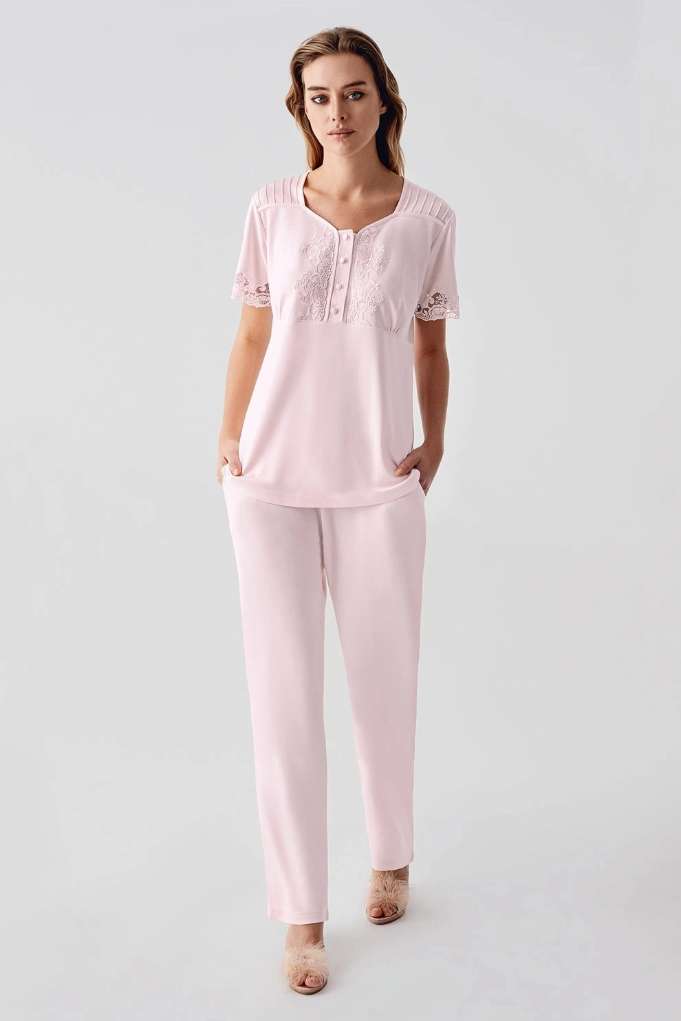 Freshness 322 Kadın Sabahlıklı Pijama Takımı