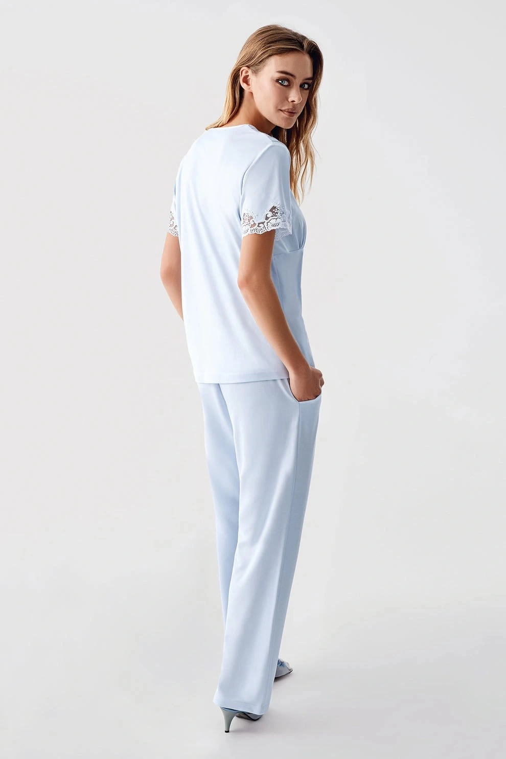 Freshness 322 Kadın Sabahlıklı Pijama Takımı