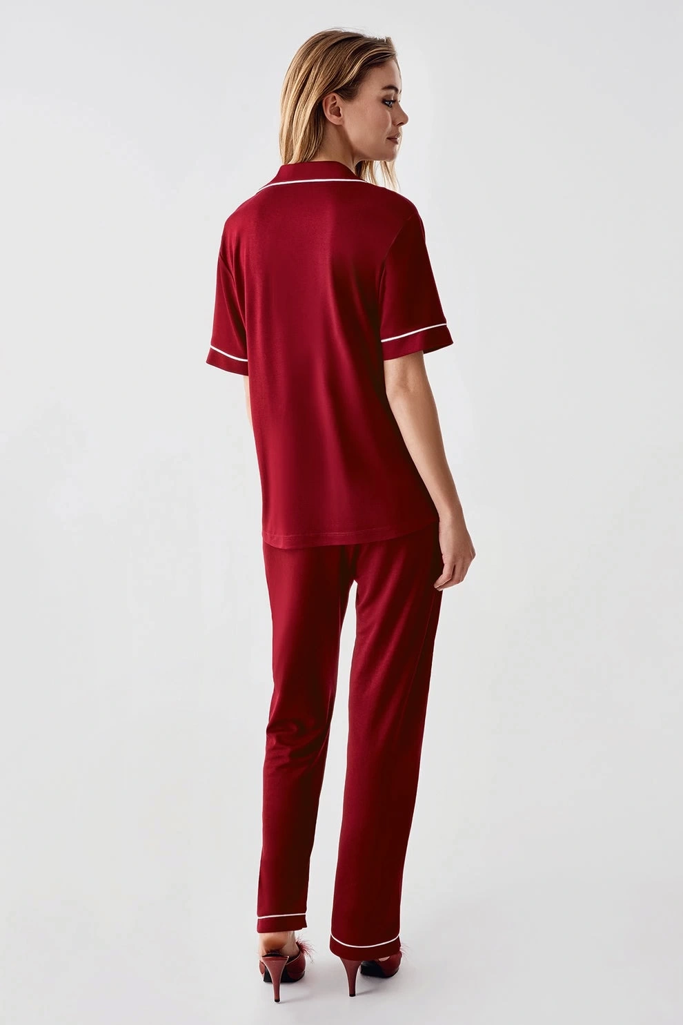 Freshness 324 Kadın 4lü Sabahlıklı Şorlu Pijama Takımı