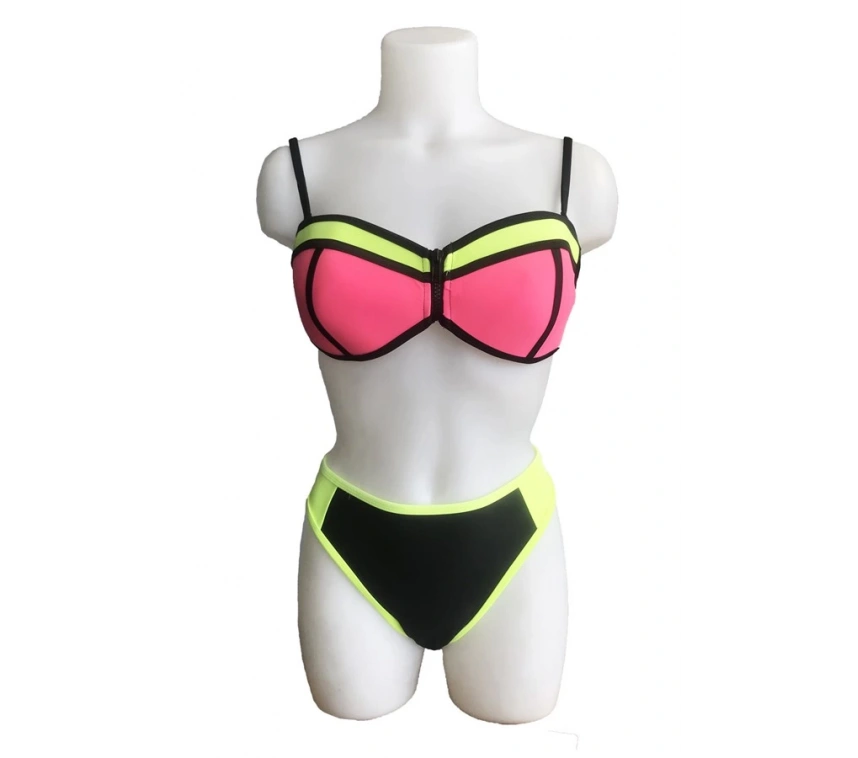 Mila Burgulu Straplez Bikini