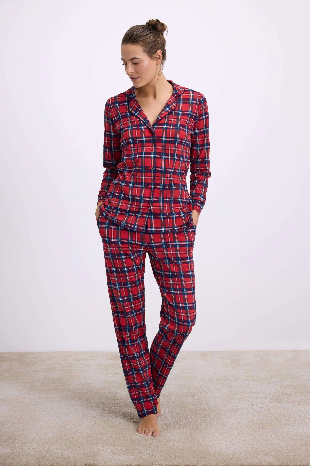 %100 Pamuklu Uzun Kol Düğmeli Gömlek Ve Ekose Pantolon Pijama Takımı