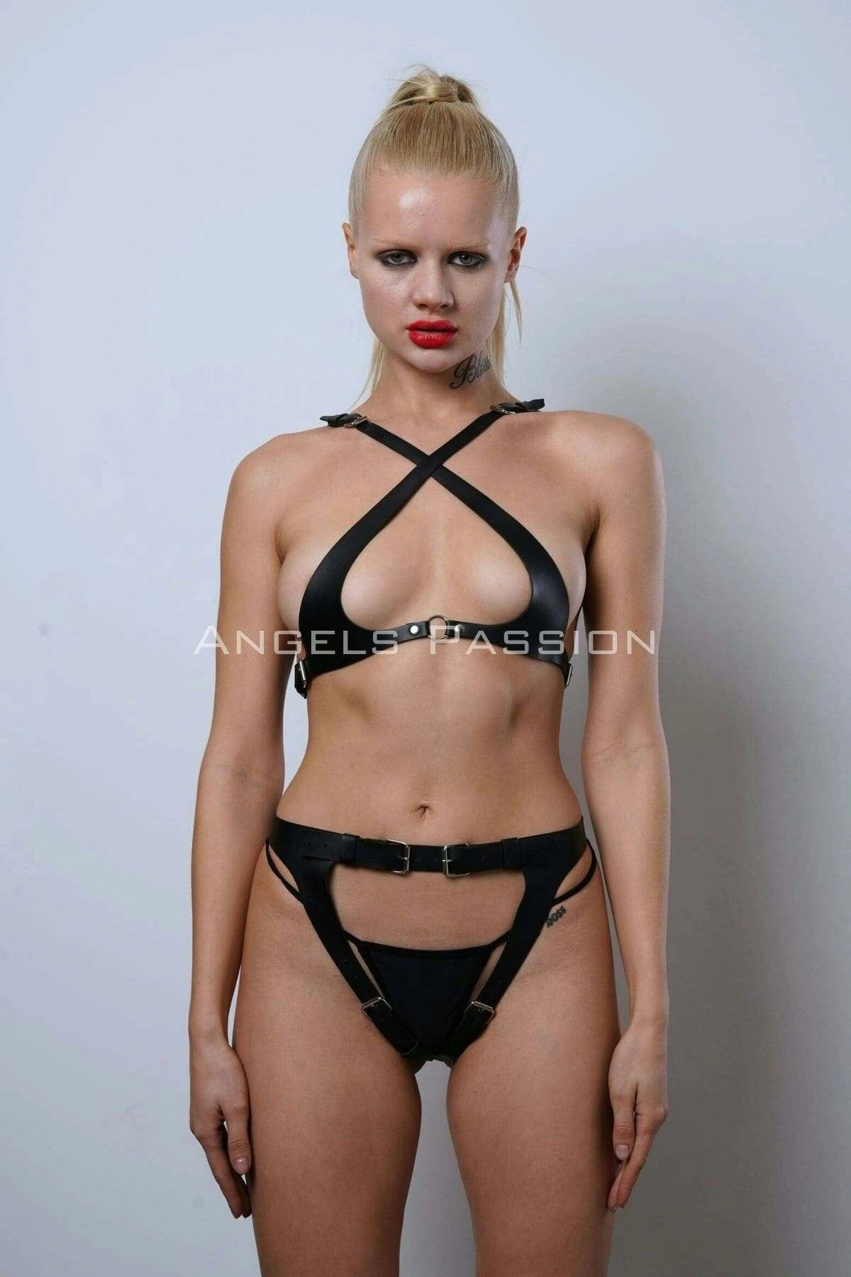 Ağı Açık Deri Külot Fantezi Giyim, Şık Deri İç Giyim Takım - Brf1130