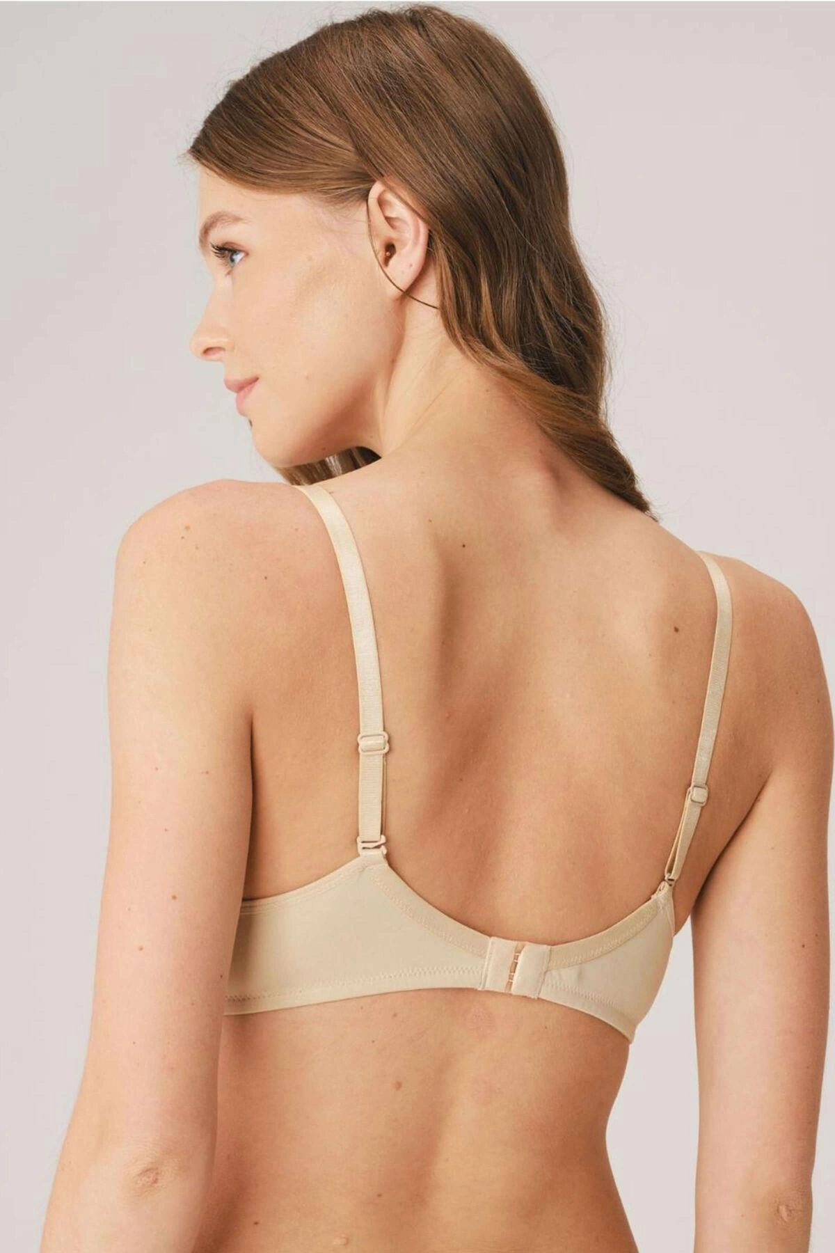 Anıl Balenli Destekli Dolgulu Askıları Çıkabilen Günlük Klasik T-shirt Sütyeni