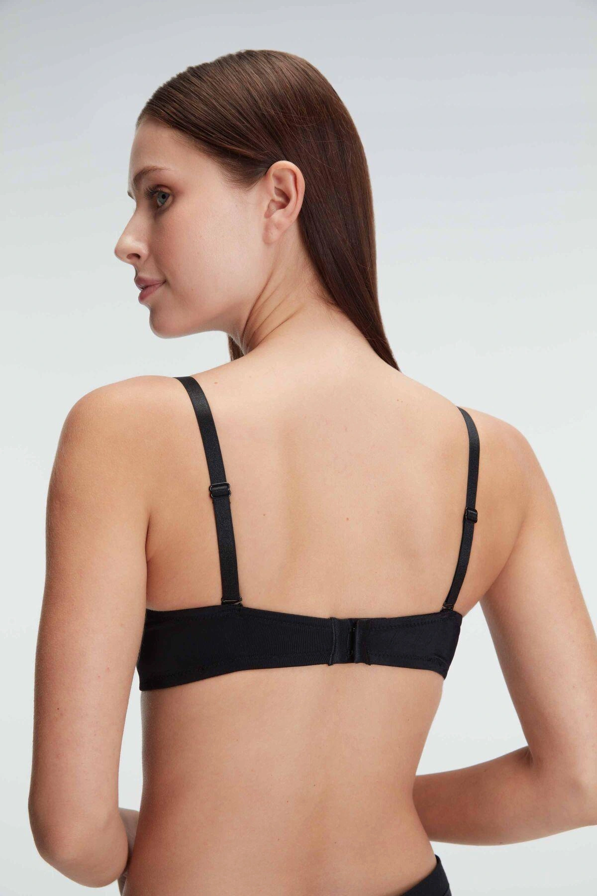 Balenli Destekli Dolgulu Askıları Çıkabilen Günlük Klasik T-shirt Sütyeni