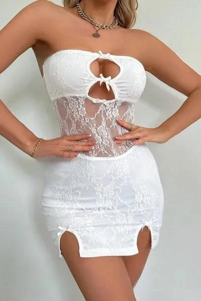 Beyaz Dantel İşlemeli Göğüs Dekolteli Seksi 5081