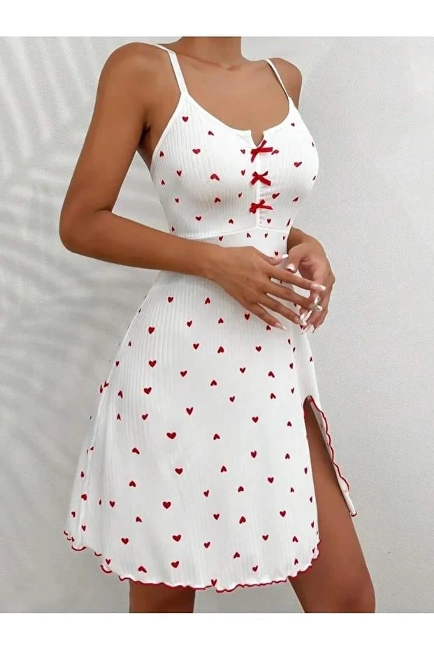 Kadın Beyaz Kırmızı Kalp Desenli Askılı  Elbise 5066
