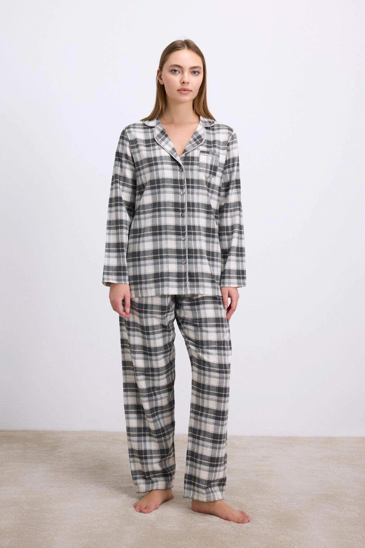 Kareli Flanel Görünümlü Uzun Kollu 2li Pijama Takımı