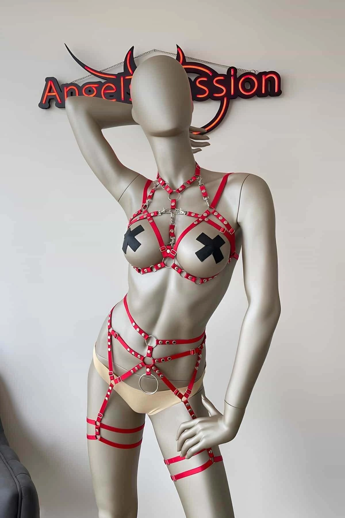 Kırmızı Seksi Elastik Jartiyer Harness Takım