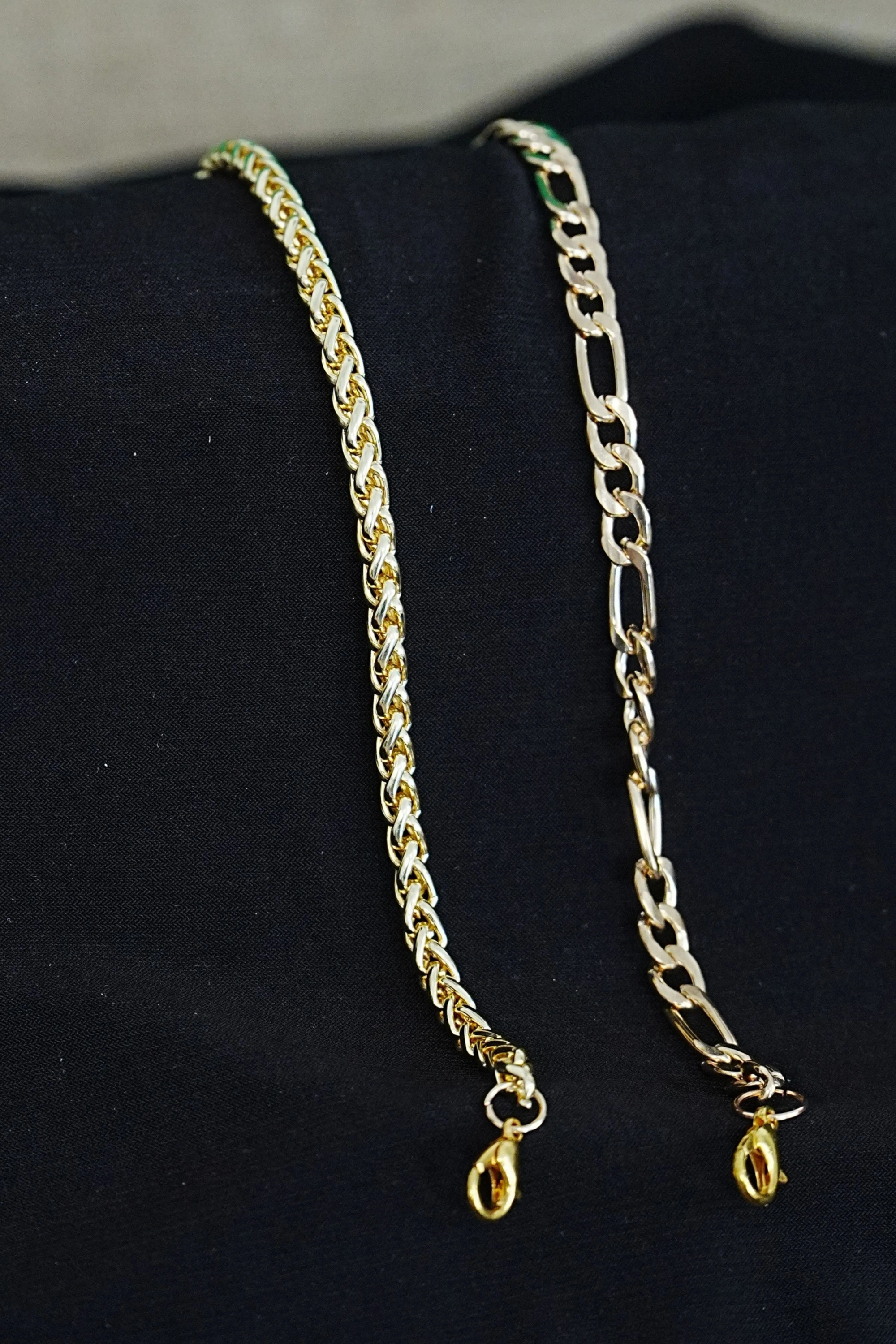 Kombin Bileklik Gold Renk Şavin ve Burgu Model