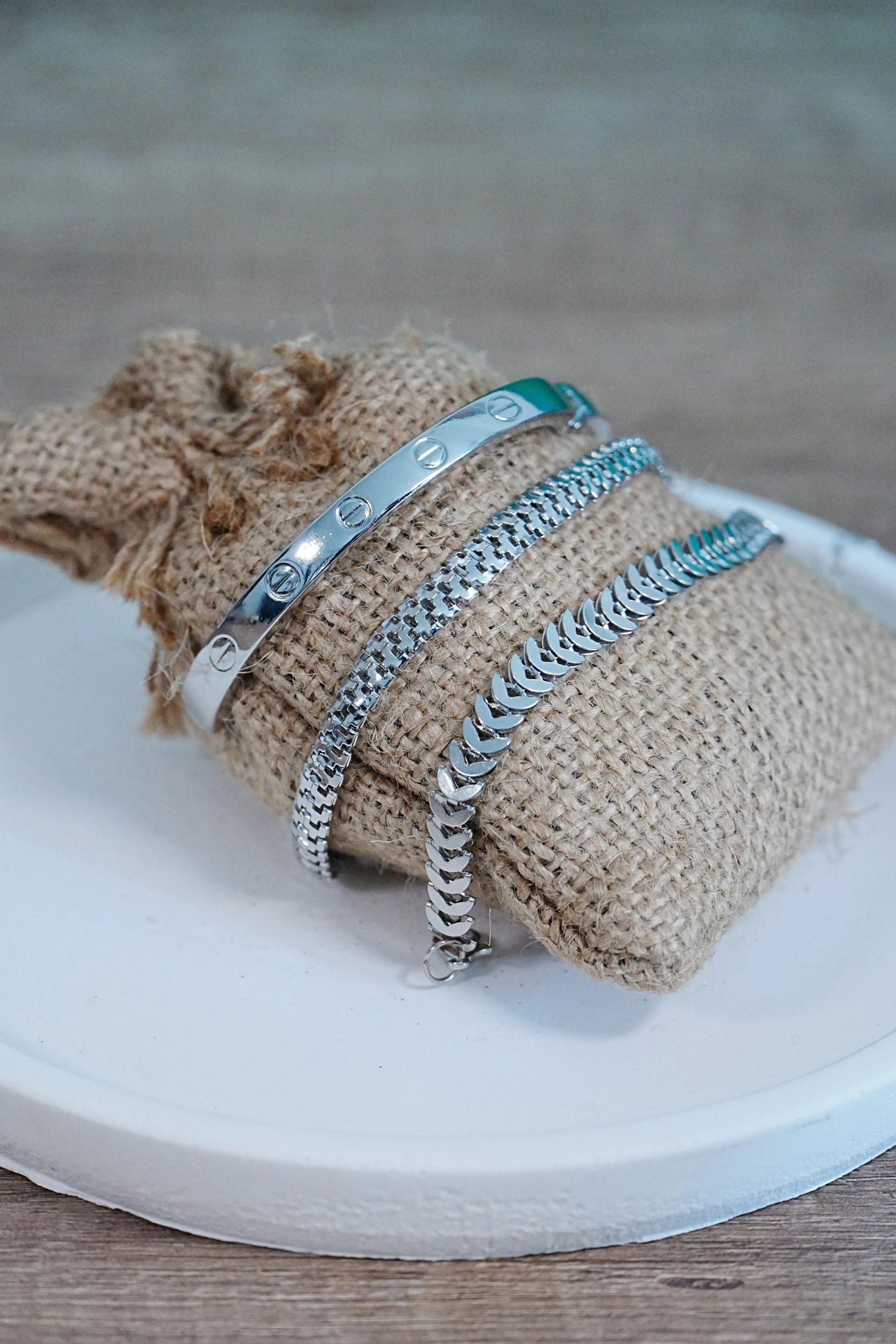 Kombin Bileklik Gümüş Kılçık Tırtıl ve Düz Cırt Model 3 Adet Birden