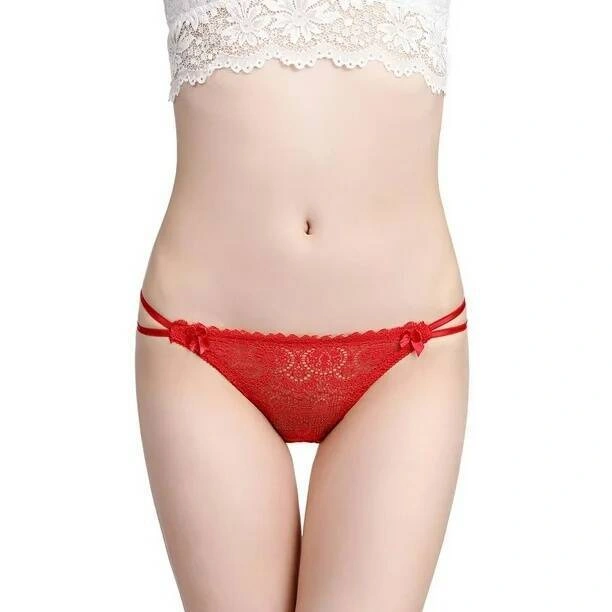 Lesca Çapraz Bant Detaylı Dantelli String Külot