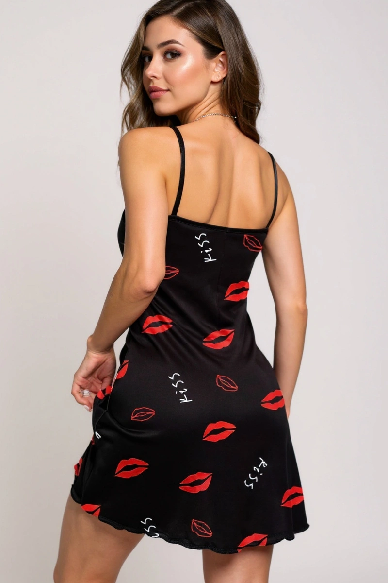 Lesca Dudak Desenli Siyah Askılı Gecelik