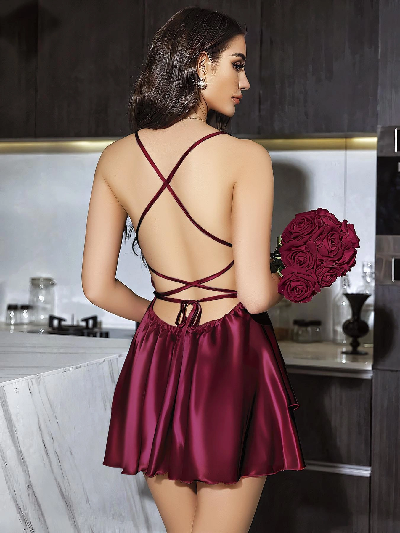 Özel Tasarım Sırt Dekolteli Sabahlıklı Saten Bordo 2li Gecelik Takımı