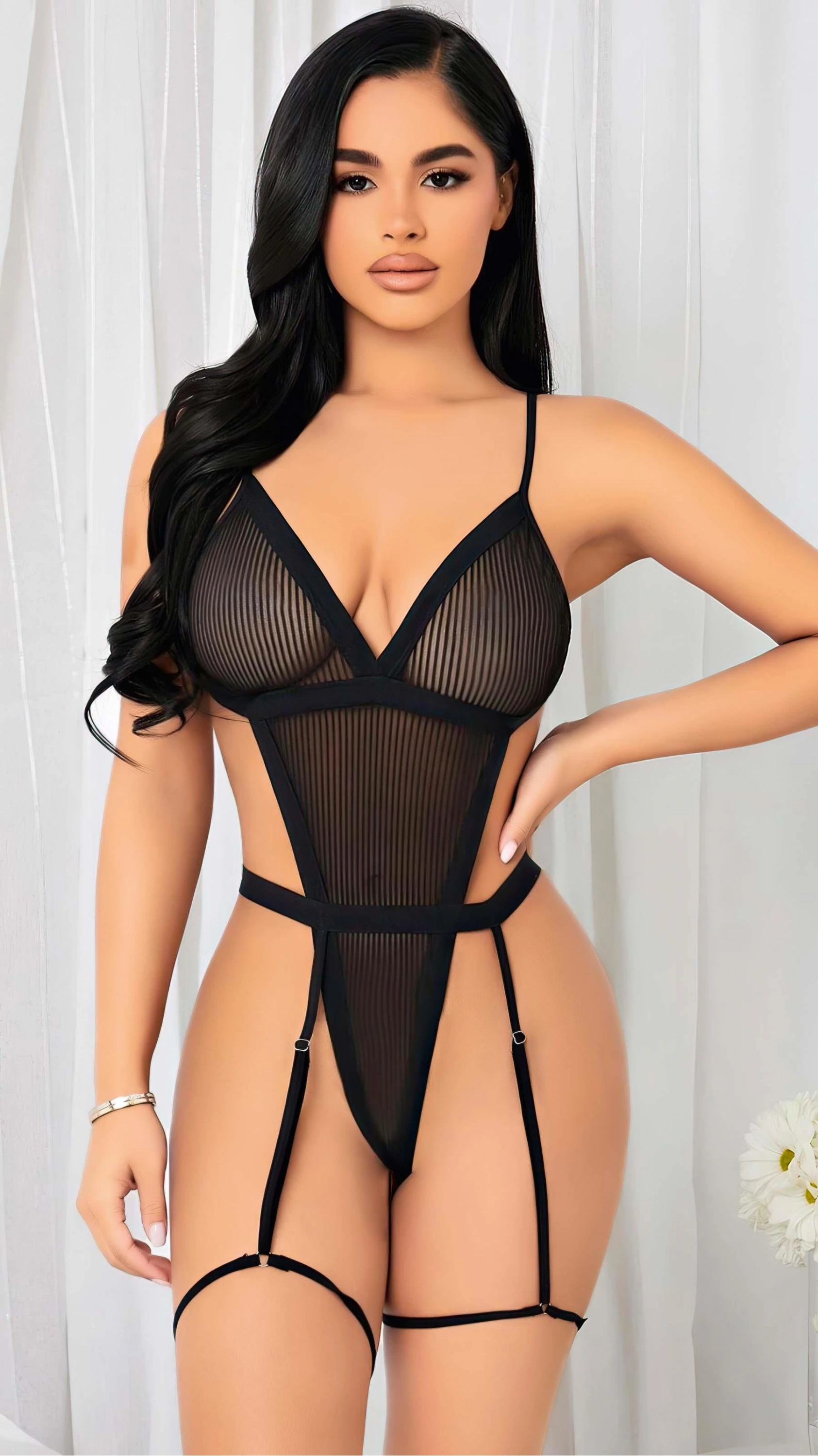 Siyah İp Detaylı Tül Fantezi Body