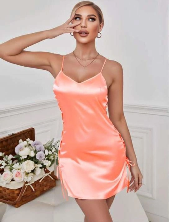 Somon Yanları İp Detay İnce Askılı Saten Kısa Fantezi Gecelik