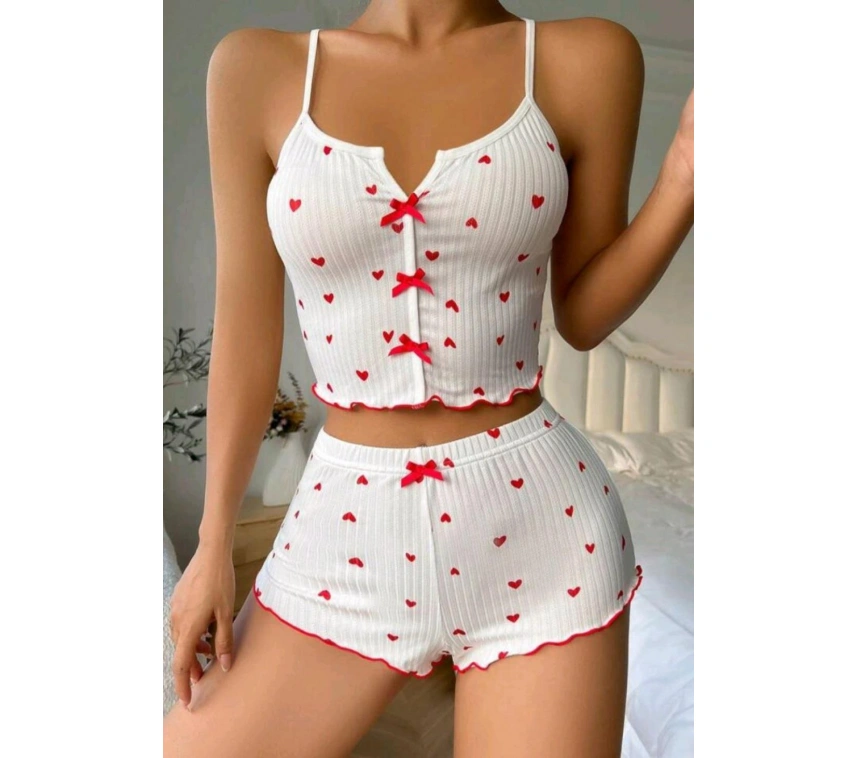 Beyaz Fiyonk Desenli Kalpli Askılı Şortlu Pijama Takım